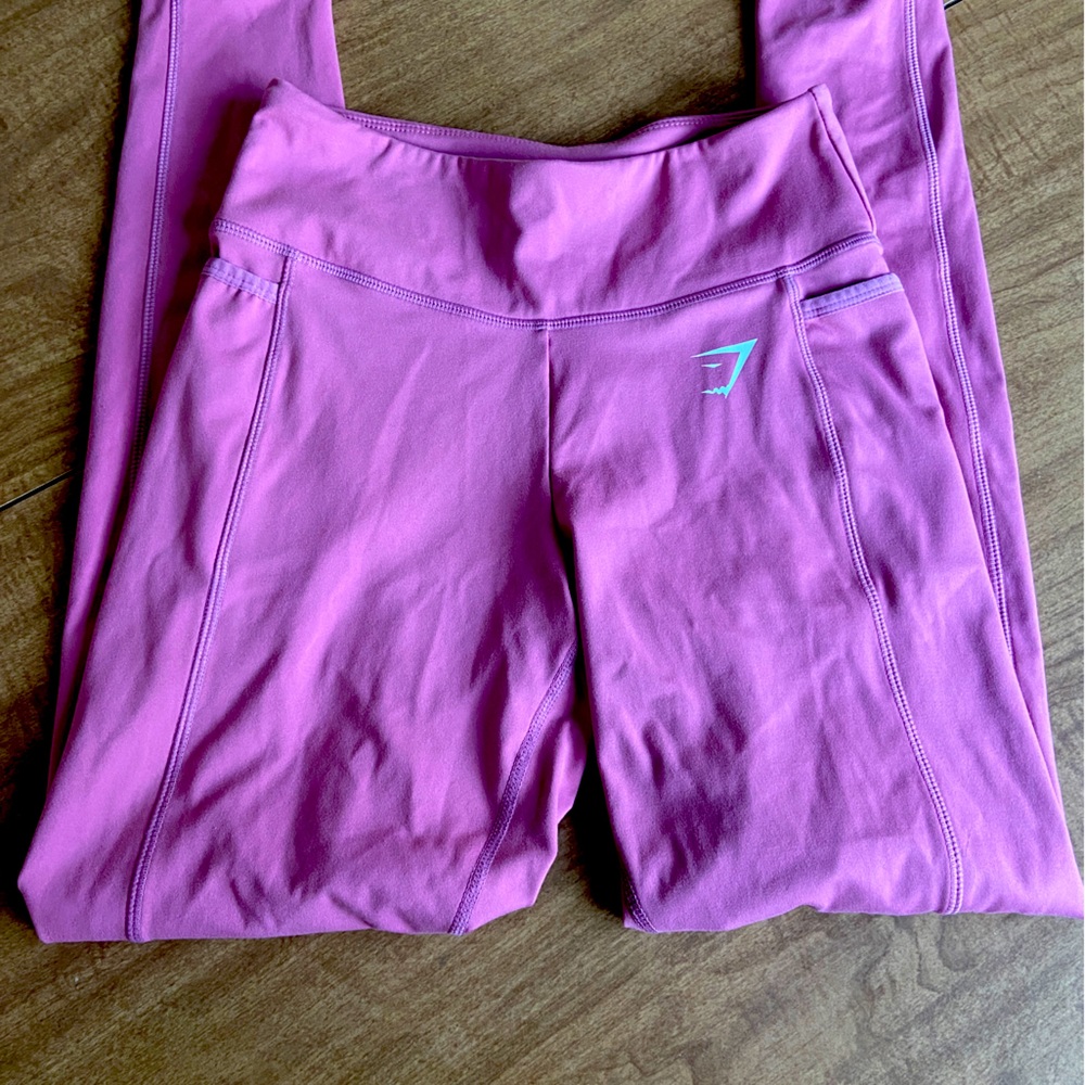 Gymshark leggings size S mauve pink